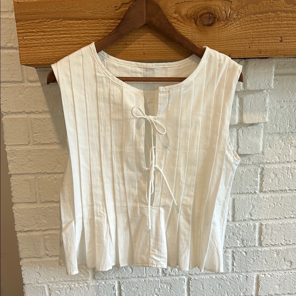 White Linen/ Cotton Blend Pleated Sleeveless Top